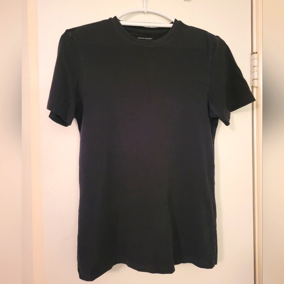Banana Republic T-shirt, Black, Size Small - Picture 1 of 6